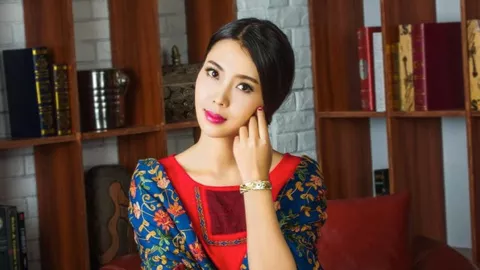 婚庆男主持连赶9场嗓子哑